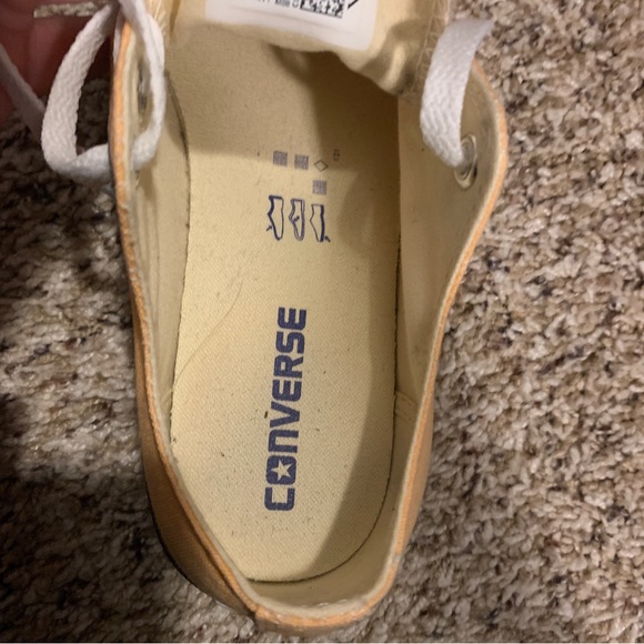 Peach converse sneaker - Picture 3 of 6